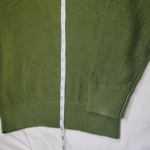 J. Peterman Aran Knit Cotton Fisherman Turtleneck Sweater Loden Green Medium - Picture 10 of 10